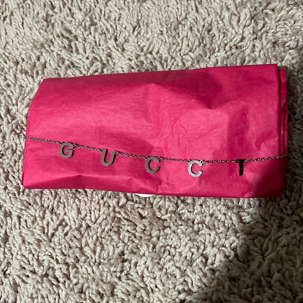 women’s necklace